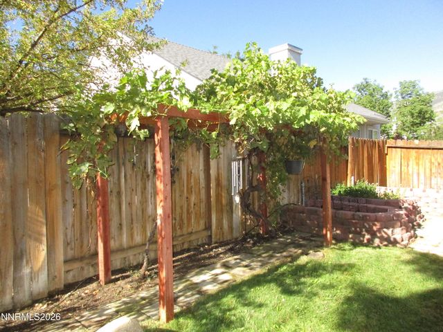 2495 Taylor Way, Carson City, NV 89703