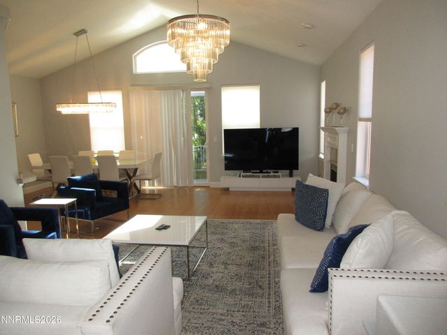 2495 Taylor Way, Carson City, NV 89703