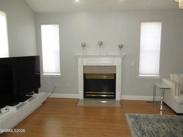 2495 Taylor Way, Carson City, NV 89703