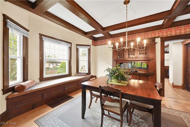 891 Park Avenue, Amherst, OH 44001