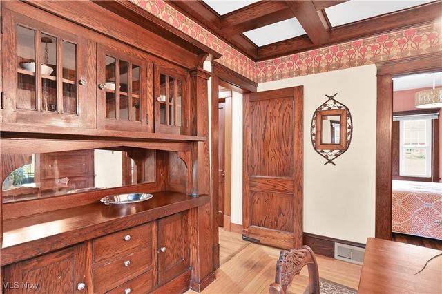 891 Park Avenue, Amherst, OH 44001