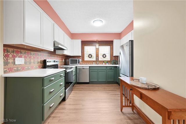 891 Park Avenue, Amherst, OH 44001