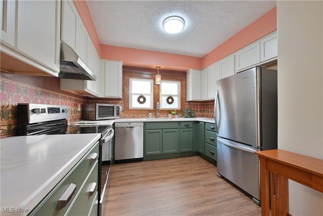 891 Park Avenue, Amherst, OH 44001