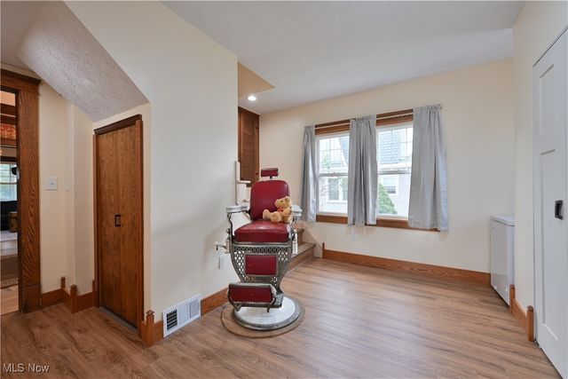 891 Park Avenue, Amherst, OH 44001