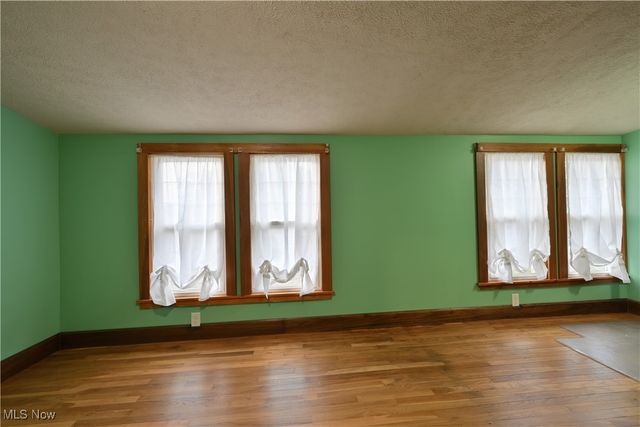 891 Park Avenue, Amherst, OH 44001