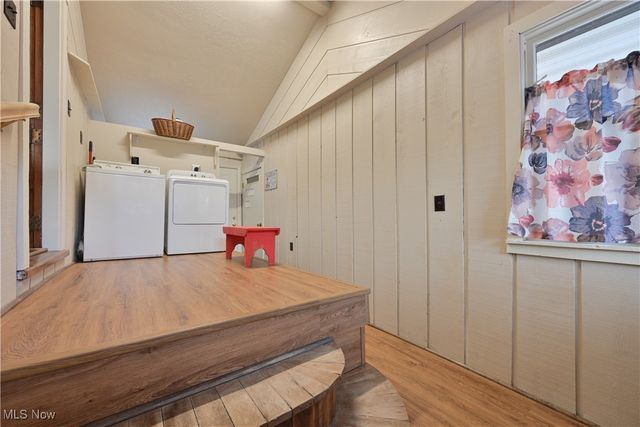 891 Park Avenue, Amherst, OH 44001