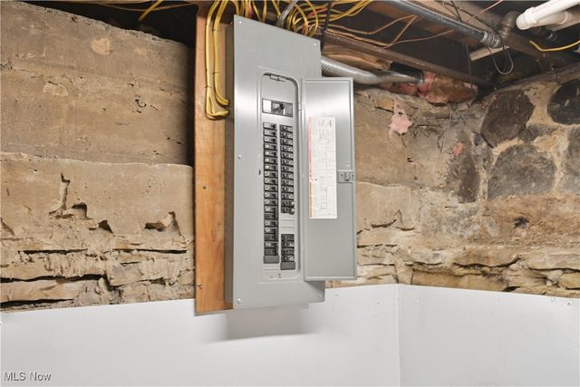 891 Park Avenue, Amherst, OH 44001