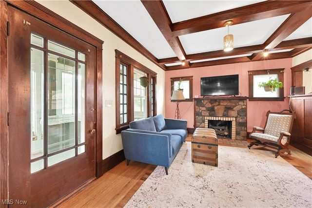 891 Park Avenue, Amherst, OH 44001