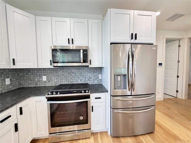 6102 Ponca ST 2, Austin, TX 78741