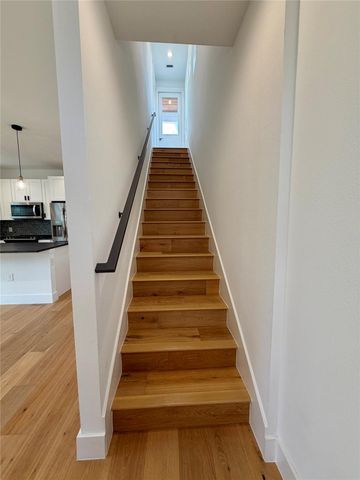 6102 Ponca ST 2, Austin, TX 78741