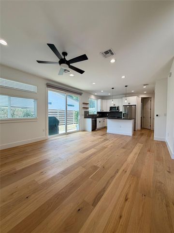 6102 Ponca ST 2, Austin, TX 78741