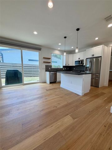 6102 Ponca ST 2, Austin, TX 78741
