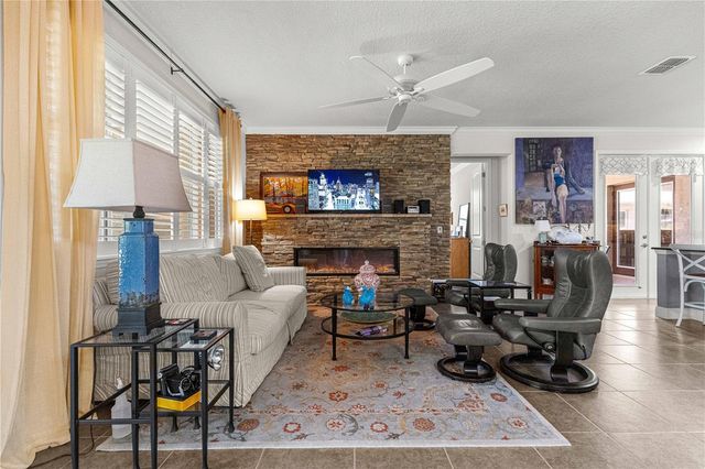 9459 SW 86TH STREET ROAD, Ocala, FL 34481