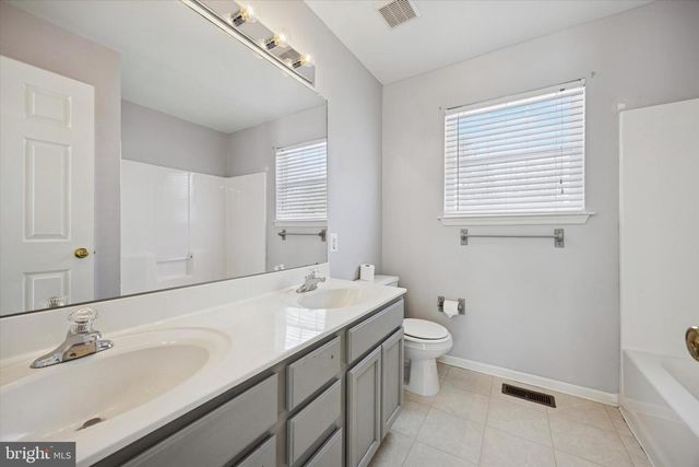 103 WOLF AVE, Glassboro, NJ 08028