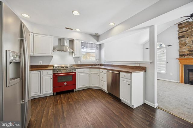 103 WOLF AVE, Glassboro, NJ 08028