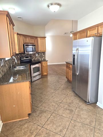 1463 ISLAND TOWN CV, Memphis, TN 38103