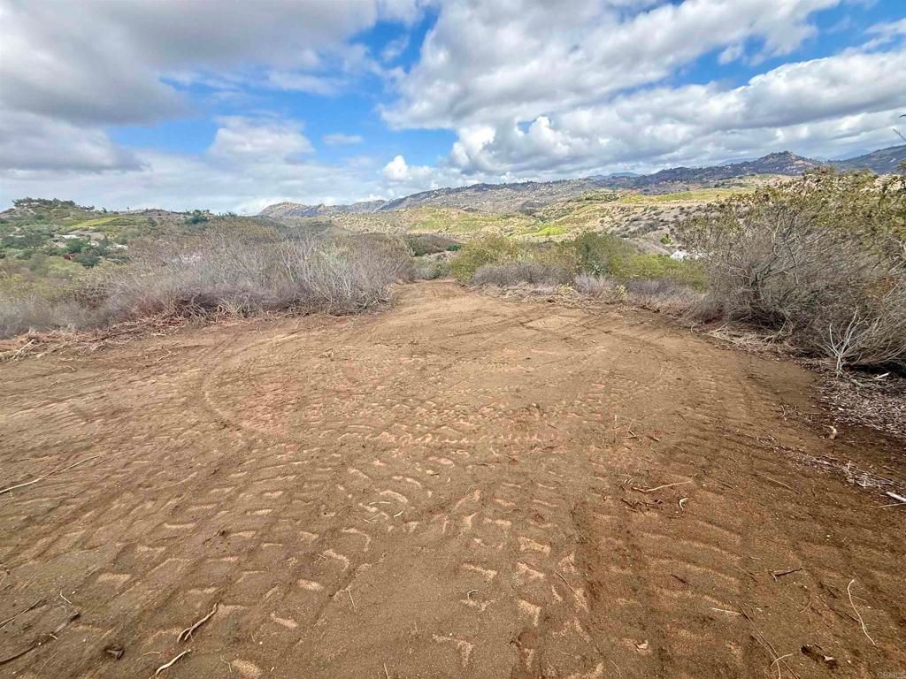Mission Ridge Lane 22, Fallbrook, CA 92028 — exterior