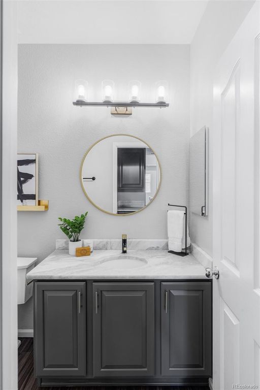 Image 14 of property listing at 10523 Ashfield Street 5C, Highlands Ranch, CO 80126