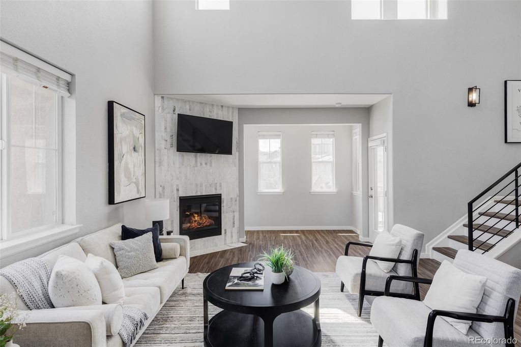 Image 4 of property listing at 10523 Ashfield Street 5C, Highlands Ranch, CO 80126