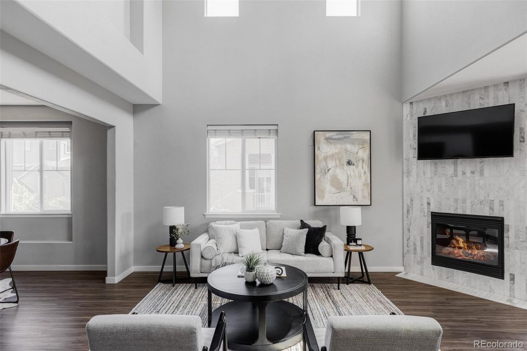 Image 5 of property listing at 10523 Ashfield Street 5C, Highlands Ranch, CO 80126
