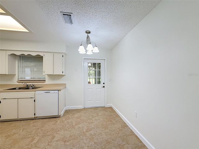 5622 ROSEWALL CIRCLE, Leesburg, FL 34748