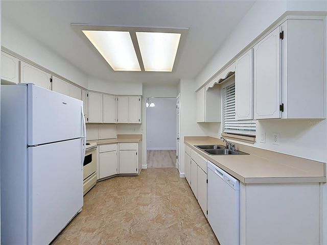 5622 ROSEWALL CIRCLE, Leesburg, FL 34748