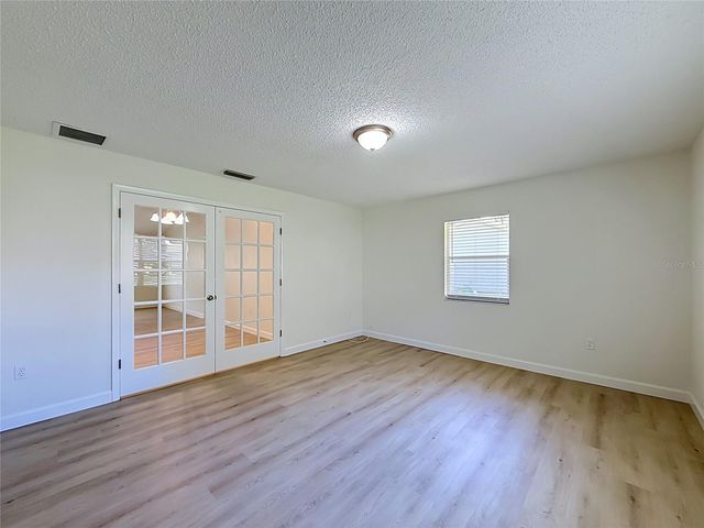 5622 ROSEWALL CIRCLE, Leesburg, FL 34748