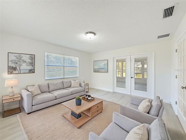 5622 ROSEWALL CIRCLE, Leesburg, FL 34748