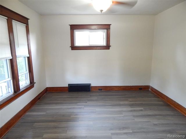 1218 Stanton Street, Port Huron, MI 48060