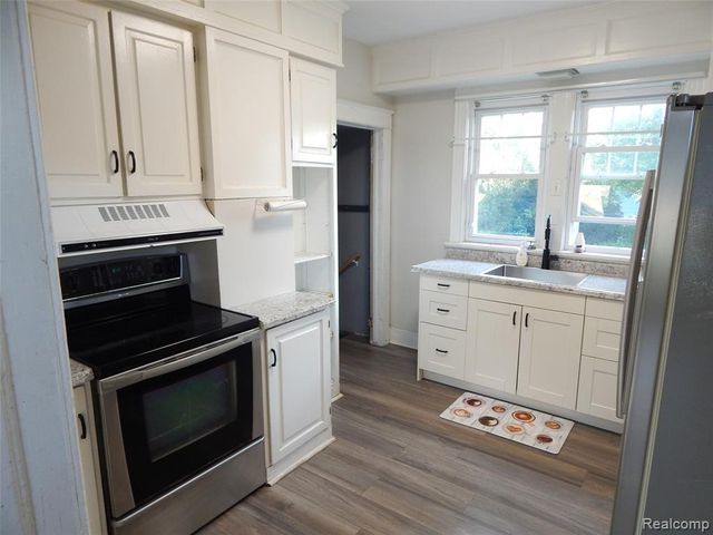 1218 Stanton Street, Port Huron, MI 48060