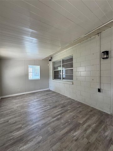 721 GREENLEAF LANE, Lake Wales, FL 33853