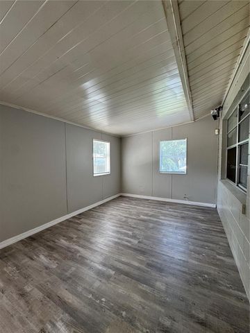 721 GREENLEAF LANE, Lake Wales, FL 33853