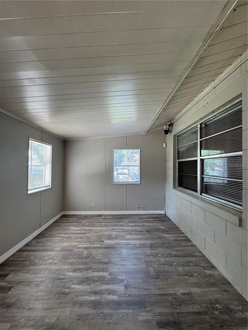 721 GREENLEAF LANE, Lake Wales, FL 33853