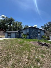 721 GREENLEAF LANE, Lake Wales, FL 33853
