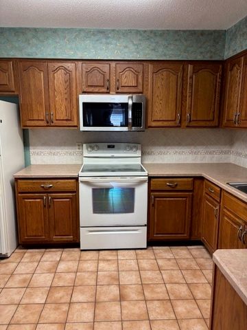2726 49th Avenue, Vero Beach, FL 32966
