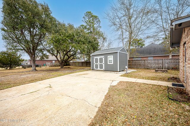 2433 Santa Cruz Street, Gautier, MS 39553