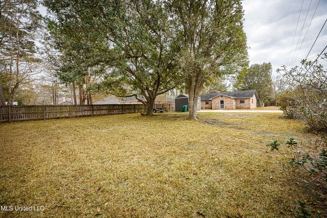 2433 Santa Cruz Street, Gautier, MS 39553