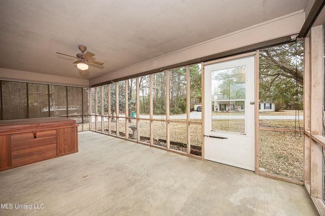 2433 Santa Cruz Street, Gautier, MS 39553