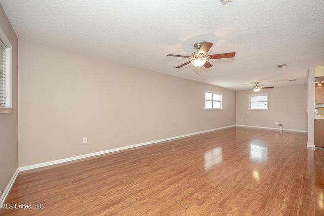 2433 Santa Cruz Street, Gautier, MS 39553