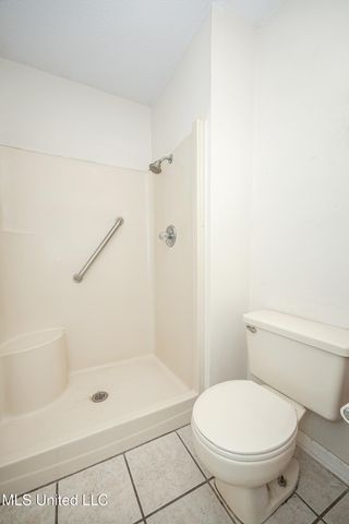 2433 Santa Cruz Street, Gautier, MS 39553