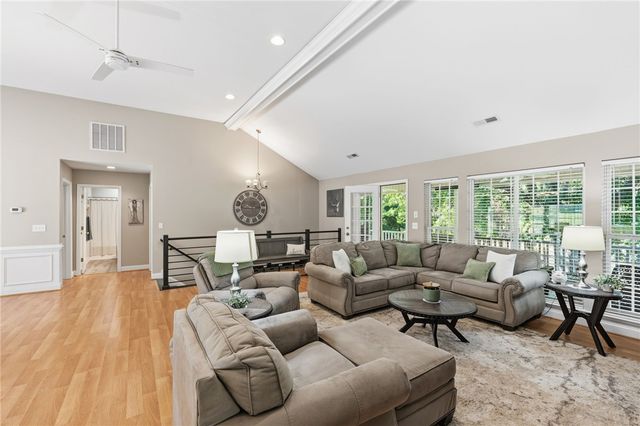 519 Island Point Road, Starr, SC 29684