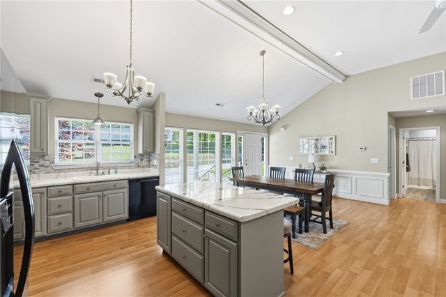 519 Island Point Road, Starr, SC 29684