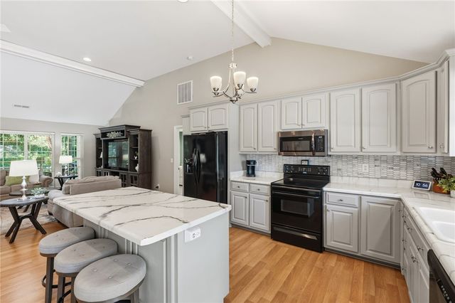 519 Island Point Road, Starr, SC 29684