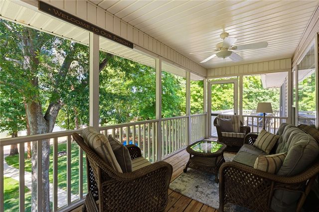 519 Island Point Road, Starr, SC 29684