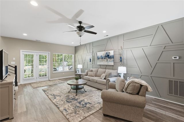 519 Island Point Road, Starr, SC 29684