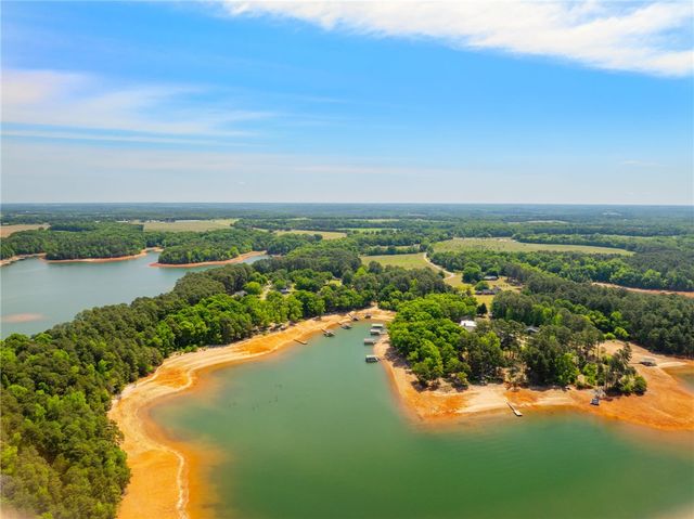519 Island Point Road, Starr, SC 29684