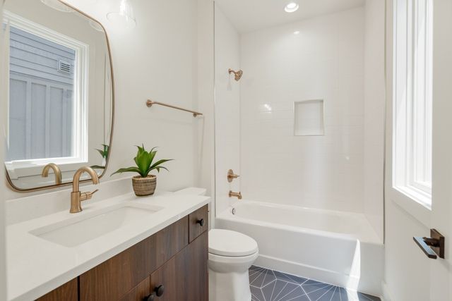 1721 6th Ave N Unit 4, Nashville, TN 37208