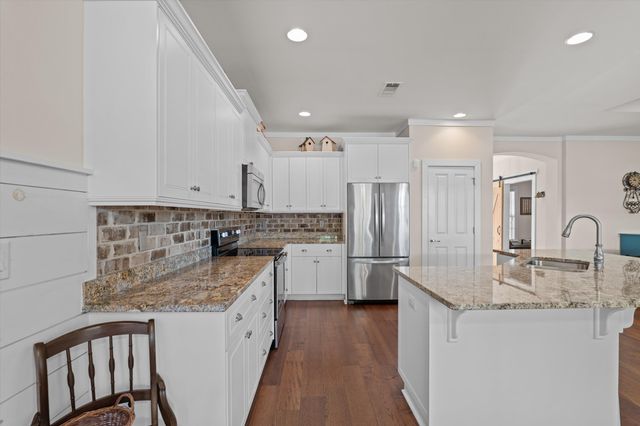 214 Sunflower Circle, Mccormick, SC 29835