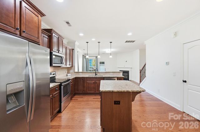 10544 Royal Winchester Drive, Charlotte, NC 28277