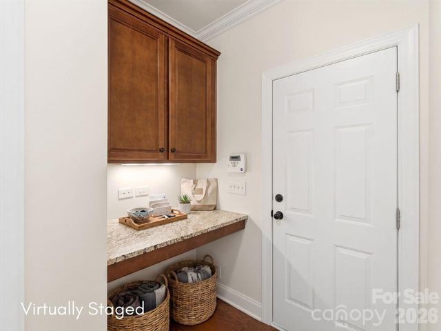 10544 Royal Winchester Drive, Charlotte, NC 28277